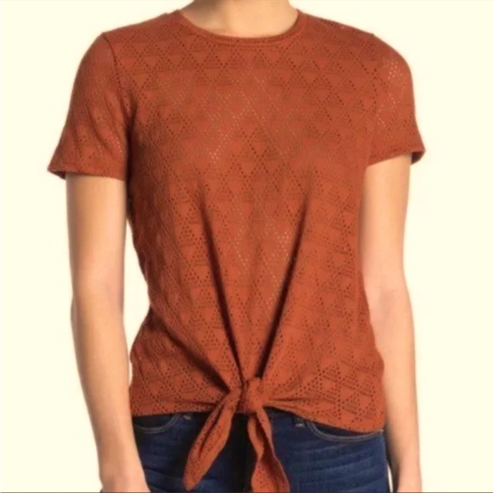Madewell Modern Tie-Front Tee in Geo-Eyelet- size small